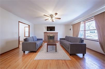 1st image of 9899 Connell Dr