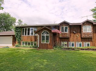 30945 Lakeview Ave, Red Wing, MN 55066