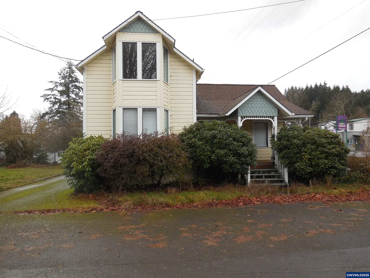285 NE 5th Ave photo 1