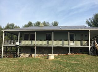 399 Lumina Ln, Crumpler, NC 28617