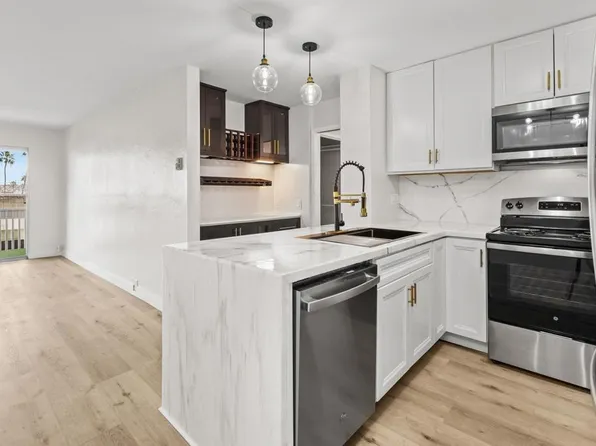 1855 Diamond St Unit 5-230, San Diego, CA 92109