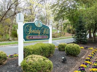 242 Penns Way, Basking Ridge, NJ 07920