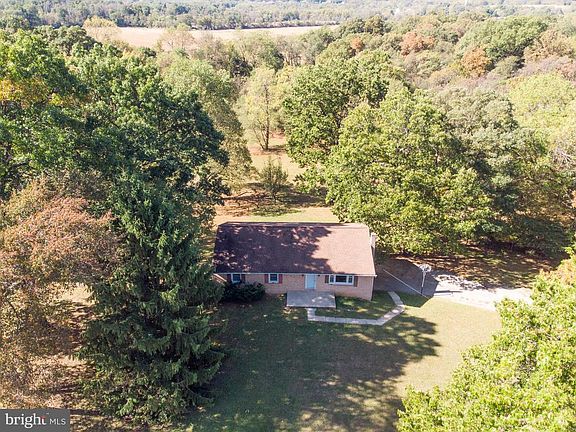 2nd image of 9608 Crystal Falls Dr