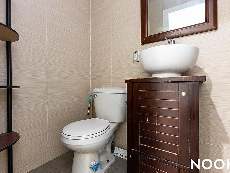 184 Jefferson St #1B — Photo 14