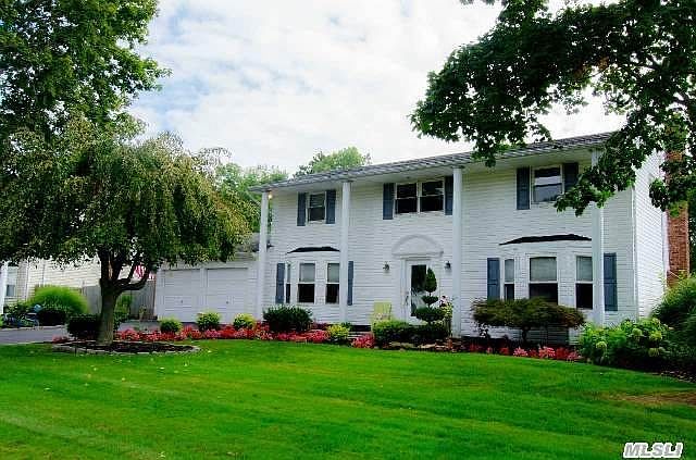 1st image of 19 Pritchard Cres