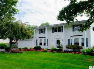 19 Pritchard Cres, Port Jefferson Station, NY 11776