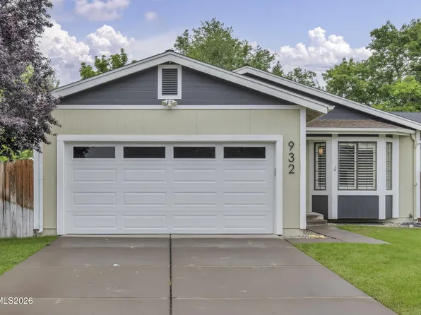932 Yellow Rose Ct, Sparks, NV 89436