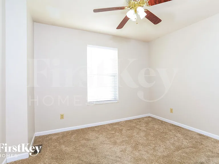5158 Grandin Ridge Dr — Photo 11