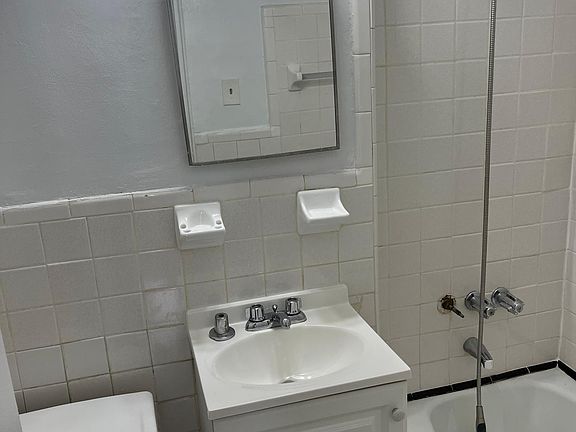 2nd image of 14209 Barclay Ave #6F