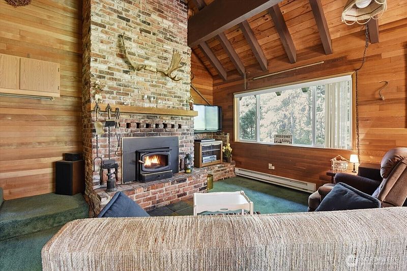 3rd image of 2486 Chiwawa Loop Road