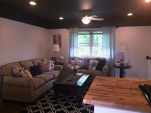 4th image of 20238 S Holly Ln