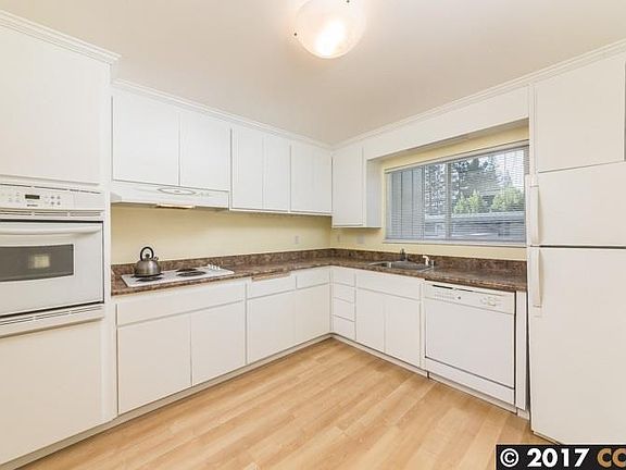 5th image of 2145 Donald Dr APT 10