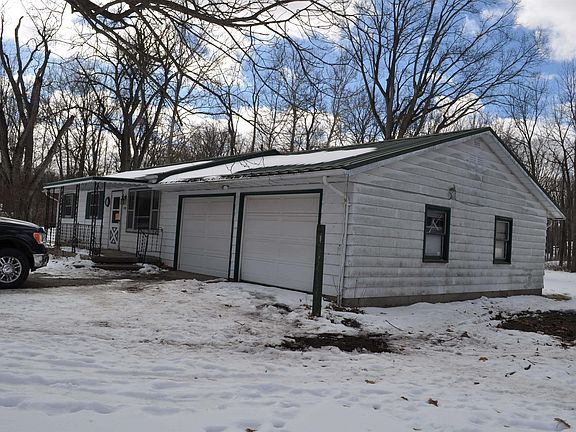 3rd image of 3722 Old Romney Rd