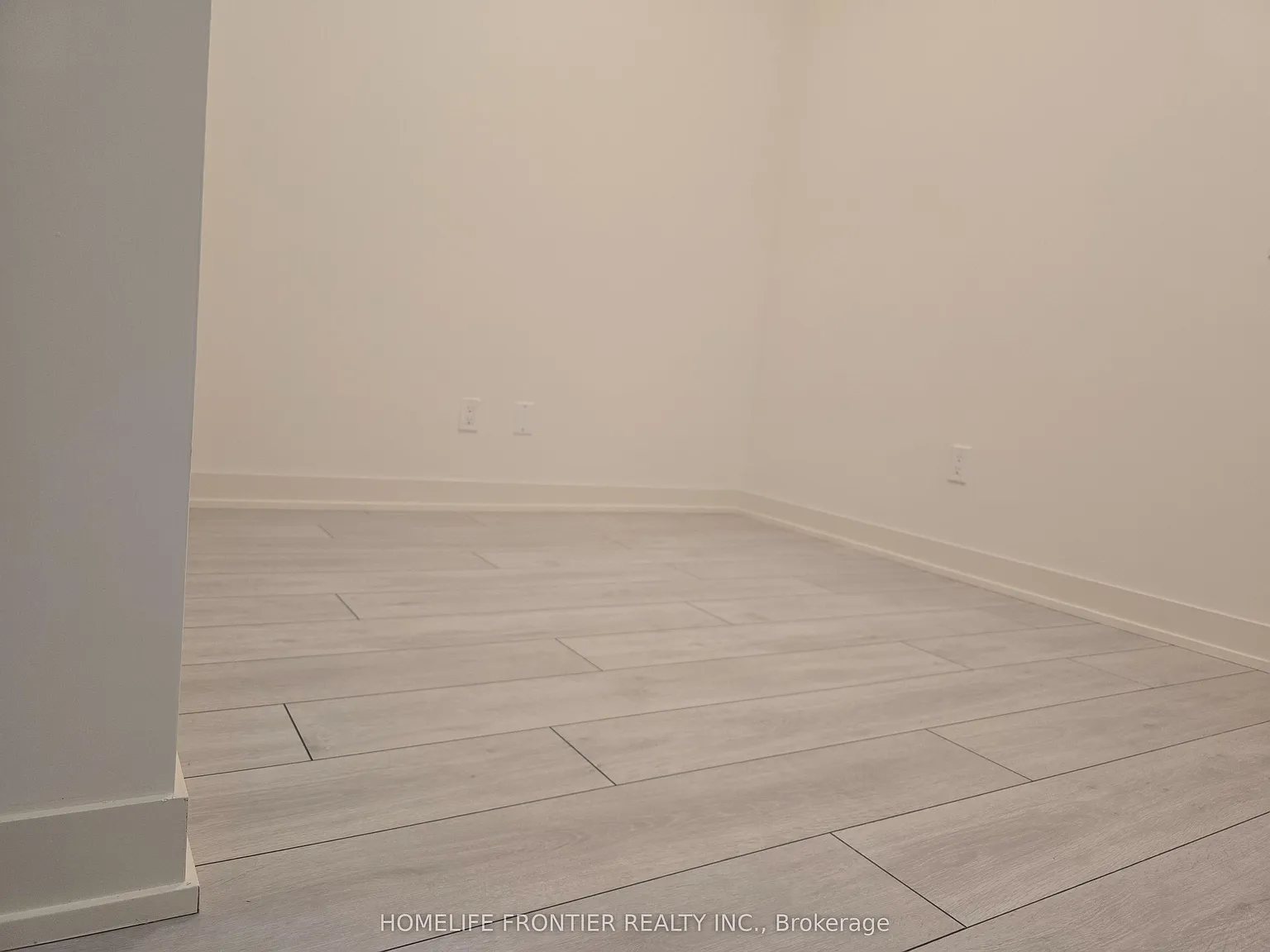 4955 Yonge St #2001 photo 1