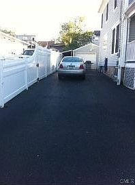4th image of 42 Milne Ave