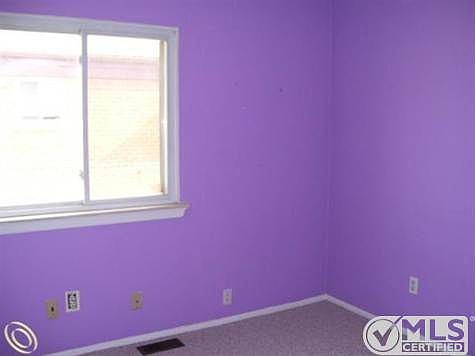 BEDROOM 3.JPG
