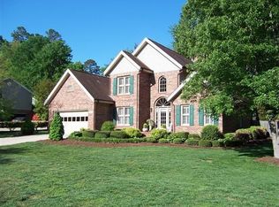 1747 10th Street Pl NW, Hickory, NC 28601