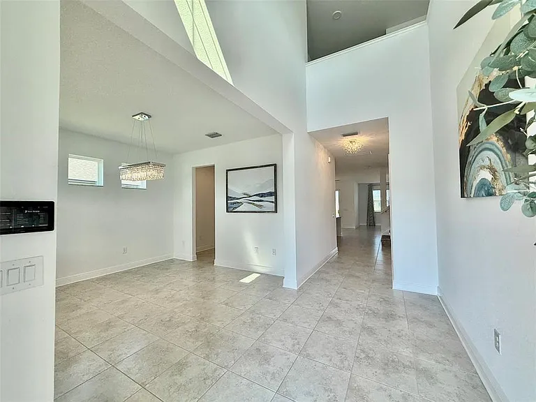 12189 Nouveau Ave — Photo 9