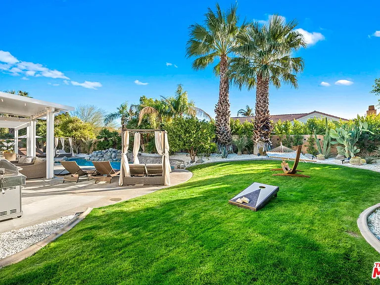 1083 E Circulo San Sorrento Rd — Photo 57
