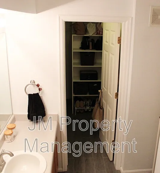 10784 W 63rd Pl — Photo 11