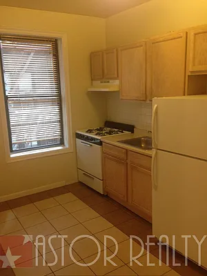 Rented by Astor Realty | media 120