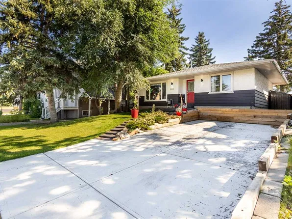 809 N 68th Ave SW, Calgary, AB T2V 0N5