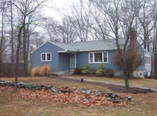 72 Beechwood Dr, Madison, CT 06443