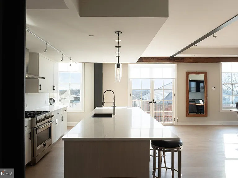 50 N Main St #303 — Photo 13