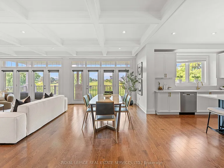118 Coastline Dr — Photo 6