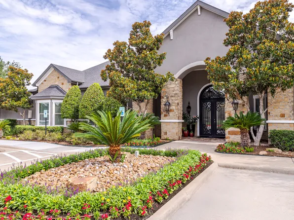 Avenues at Shadow Creek Ranch