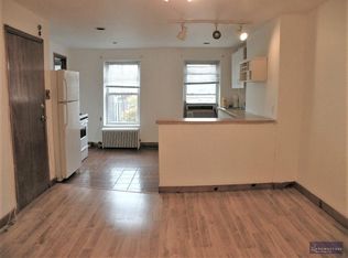 9 3rd St APT 1, Brooklyn, NY 11231