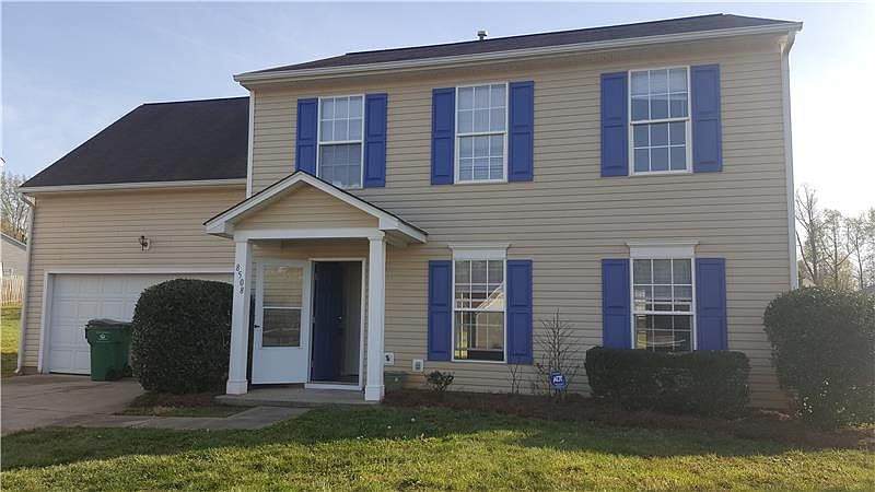 1st image of 8508 Tweedsmuir Glen Ln