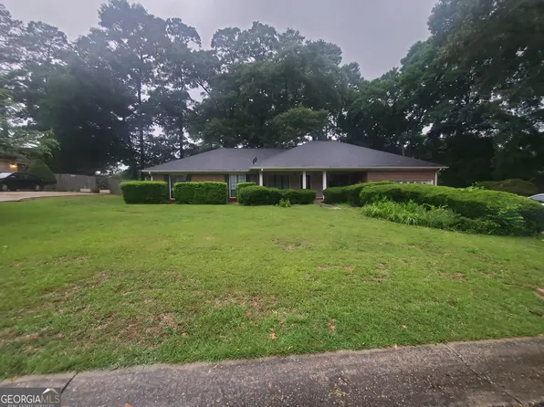 205 Forest Mill Dr, Warner Robins, GA 31088