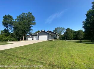 10050 Stoll Rd, Haslett, MI 48840