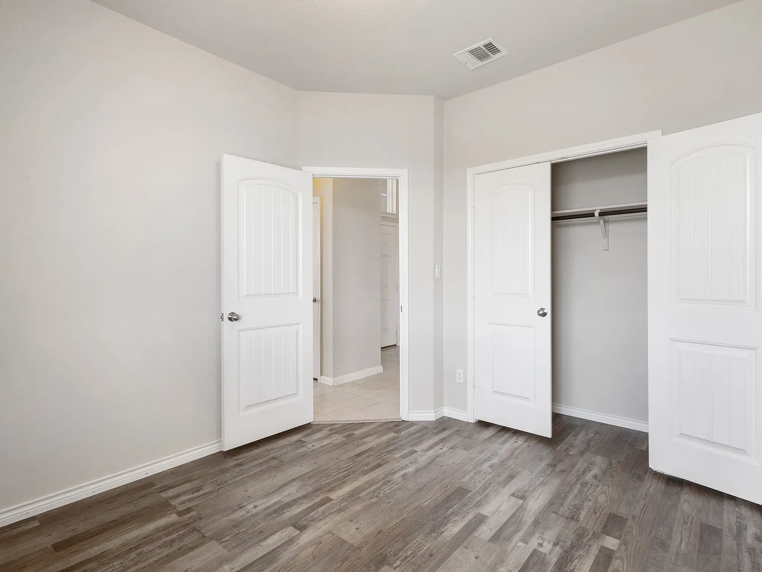 4 bed, 1746 sqft, $2,200 — Photo 1