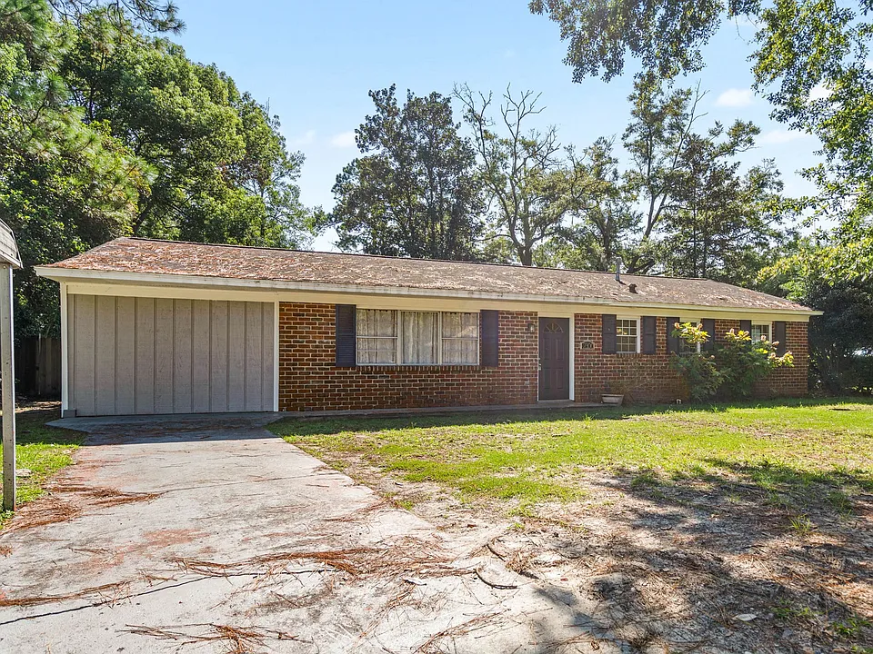 2300 Mason Dr