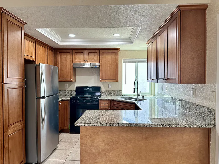 9320 Trenholm Dr — Photo 4