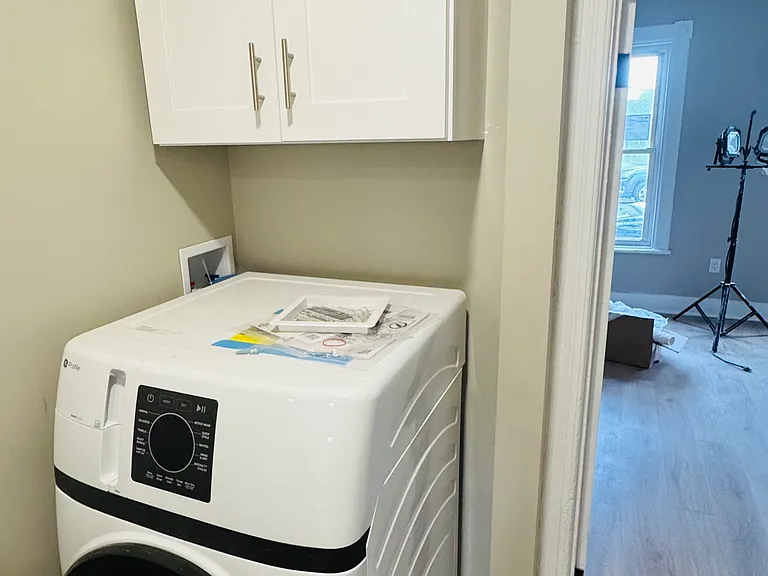 140 Dove St #2 — Photo 8