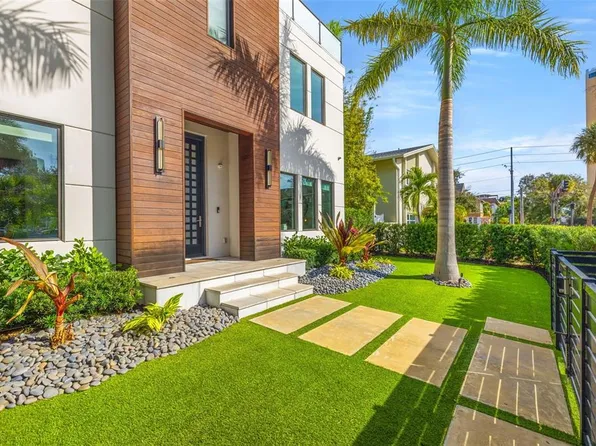 103 5th Ave N, Saint Petersburg, FL 33701