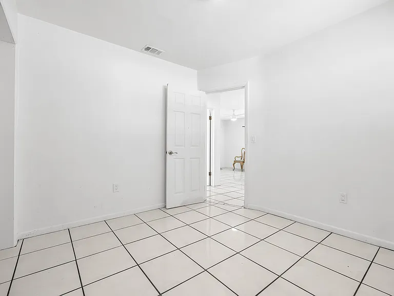 311 N Arcadia Ave #311 — Photo 12