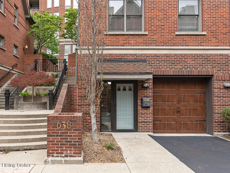 638 S 2nd St #1 — Photo 2