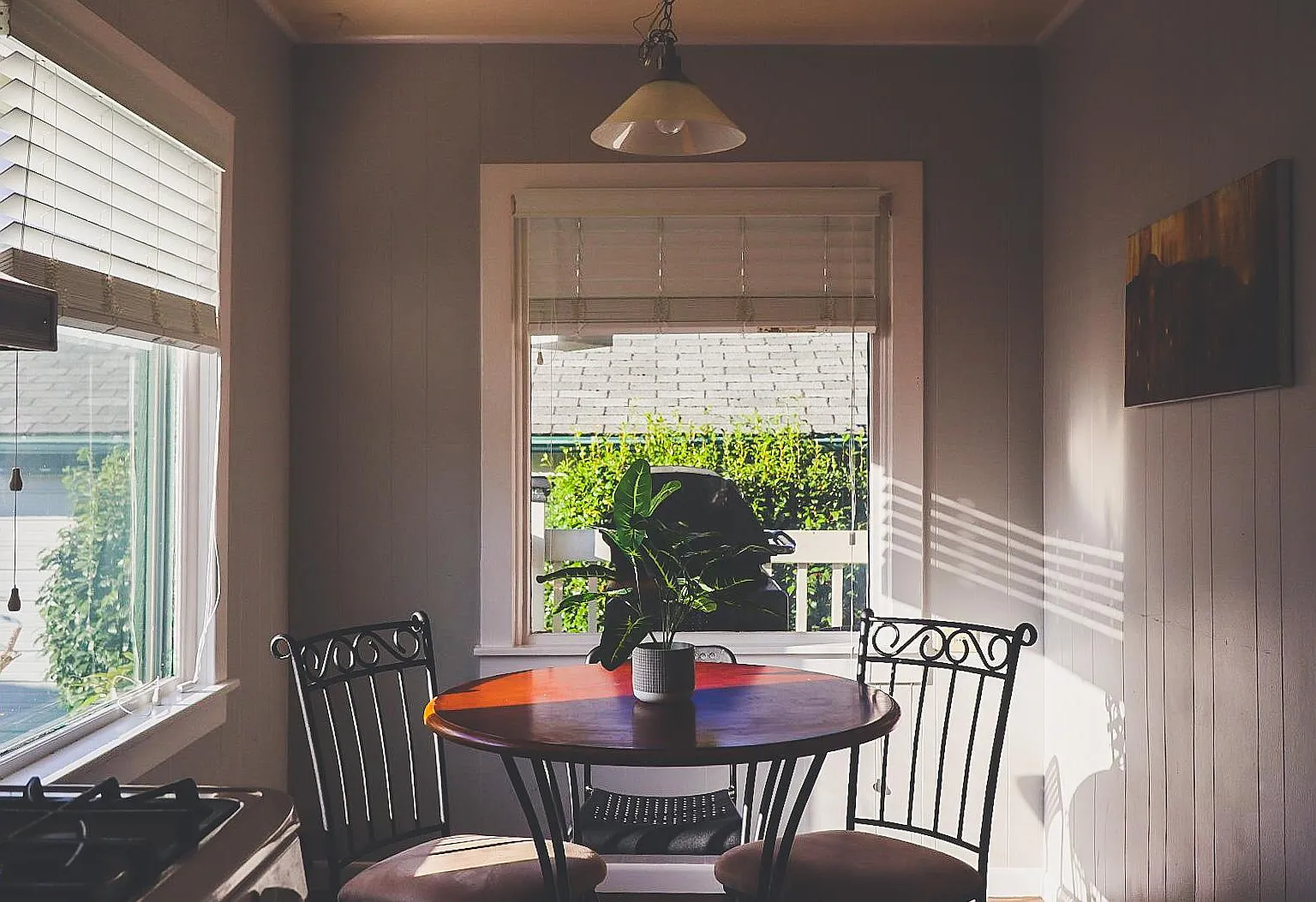 3 bed, 1800 sqft, $2,800 — Photo 3