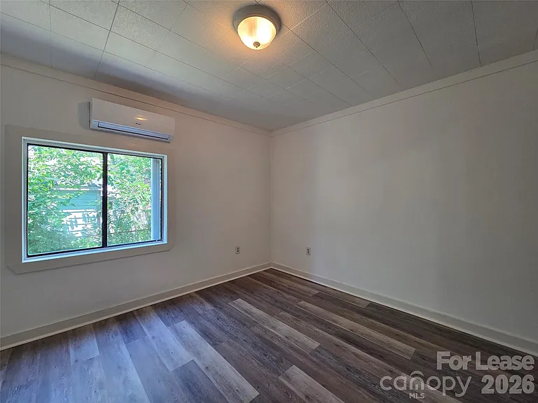 805 S Confederate Ave — Photo 1
