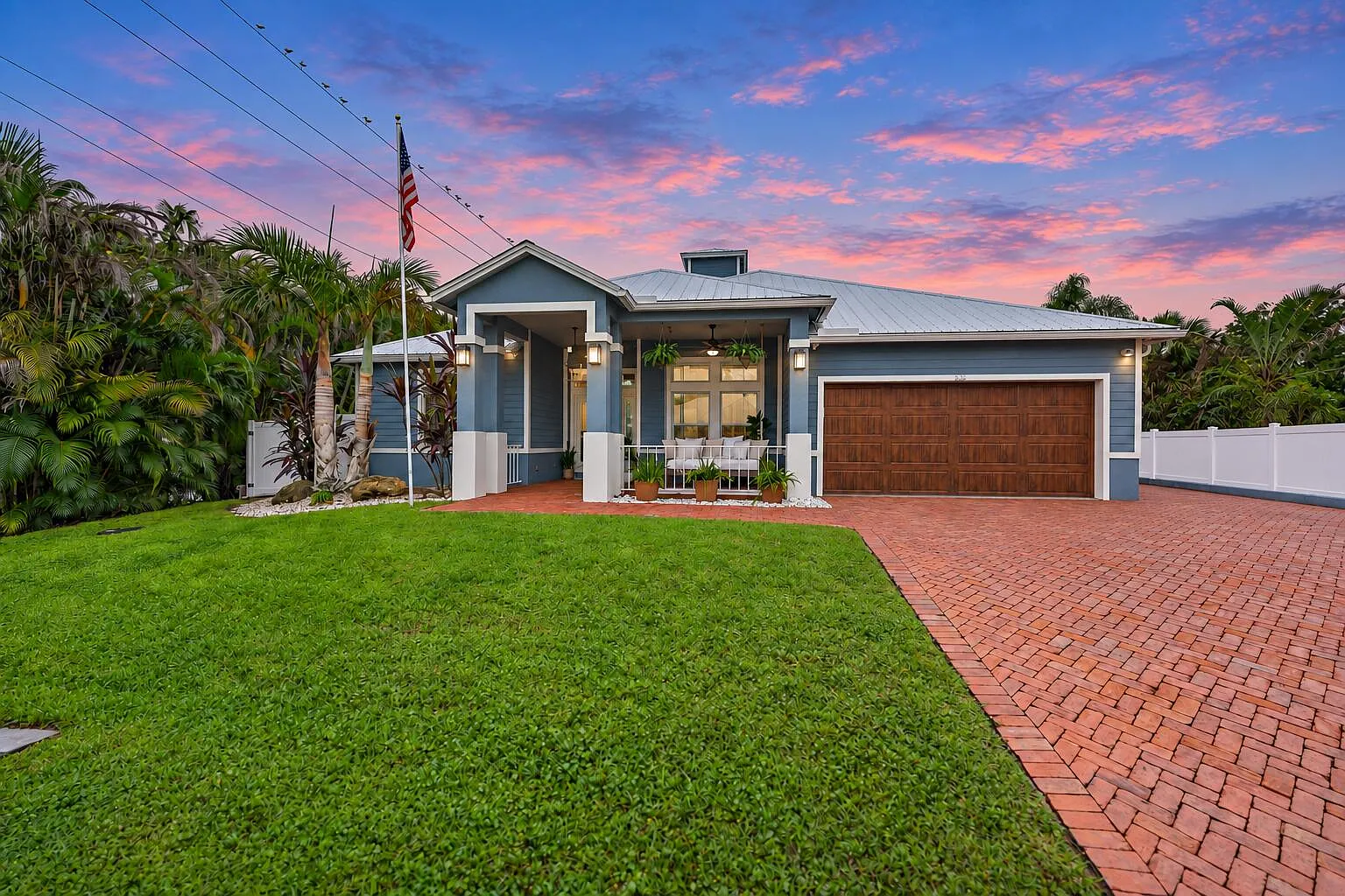 4 bed, 2.5 bath, 1953 sqft, $8,000 — Photo 1