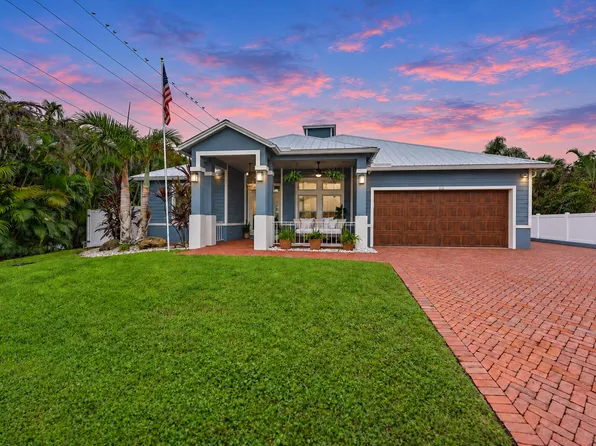 836 SW 34th Ter, Palm City, FL 34990