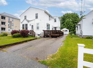 700 Manville Rd, Woonsocket, RI 02895
