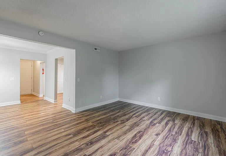 6876 Beulah Dr — Photo 4