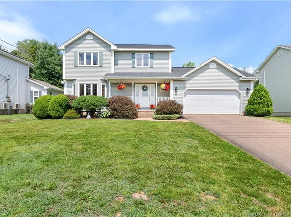 609 Clarence Cormier St, Dieppe, NB E1A 6X5
