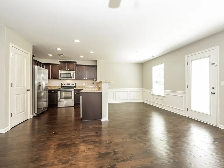 2627 Salem Glen Xing — Photo 5