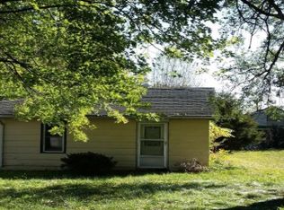 1219 13th St, Silvis, IL 61282